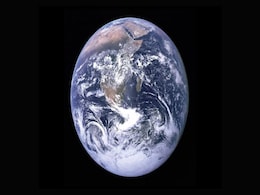 Earth Might Gain Another Moon Temporarily as a Small Asteroid Could Begin Orbit It, Claims Study Earth Might Gain Another Moon Temporarily as a Small Asteroid Could Begin Orbit It, Claims Study