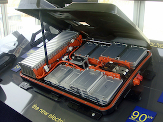 Are Swappable Batteries, Not Charging Stations, the Future of Electric Vehicles?