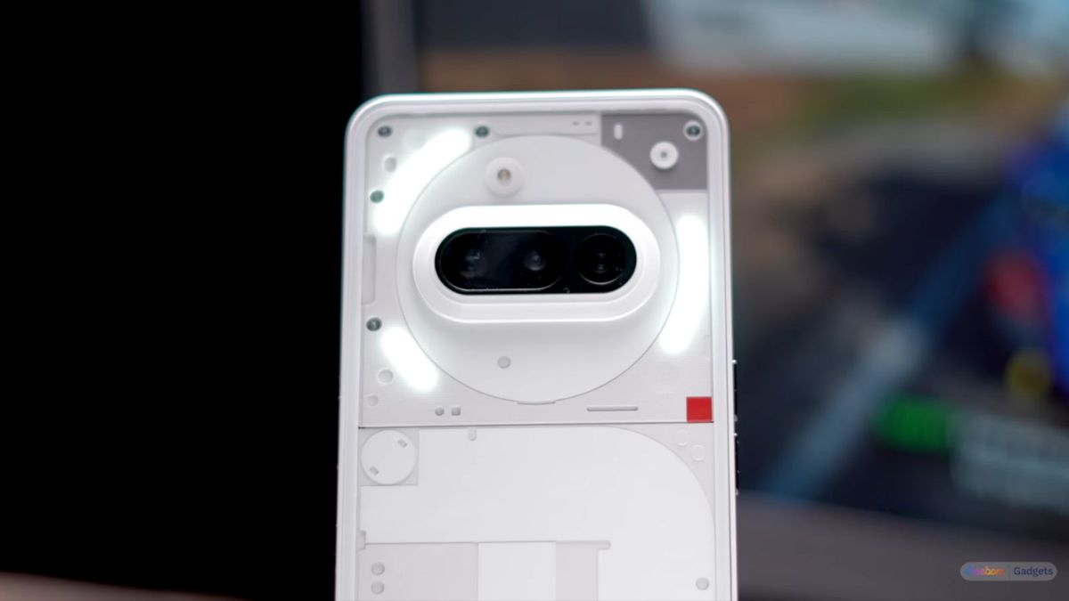 நத்திங் ரசிகர்களே ரெடியா? புது டிசைன்.. மிரட்டலான ஸ்டோரேஜ்.. வந்துவிட்டது Nothing Phone (4a)