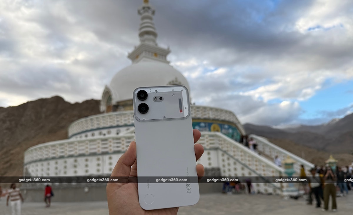 Nothing Phone (4b) First Impressions