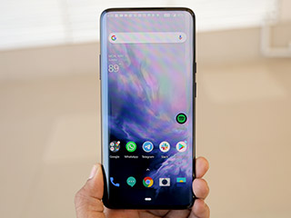 Paranoid Android Sapphire Beta 2 Reportedly Rolling Out for 3 OnePlus Devices: Details