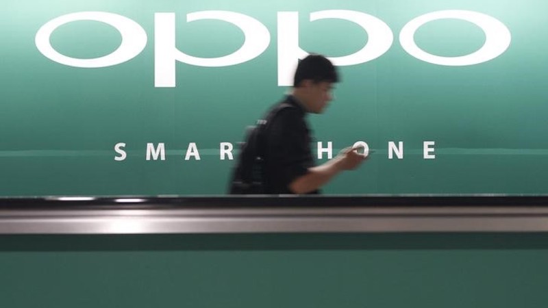 Oppo Uses Sales Rep Army, Ad Blitz to Leapfrog Over Smartphone Rivals