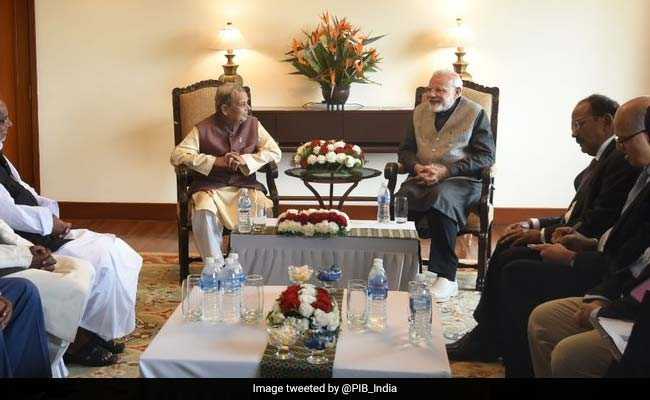 In Nepal, PM Modi Meets Ex-Prime Ministers, Opposition Leaders