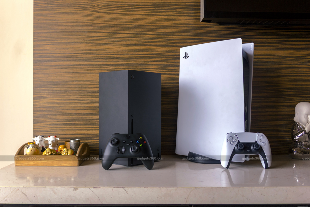 PlayStation 5 vs. Xbox Series X: Which Is Better?