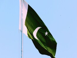 Pakistan Banks Turn to Blockchain Technology to Update Customers' KYC Details Amid Economic Turmoil Pakistan Banks Turn to Blockchain Technology to Update Customers' KYC Details Amid Economic Turmoil