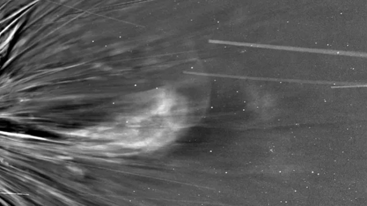 NASA’s Parker Solar Probe Observes Solar Wind Making ‘U-Turn’, Shedding Light on Space Weather