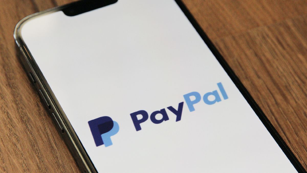 PayPal está lançando compra, venda e armazenamento de criptomoedas para contas empresariais nos EUA devido à demanda dos usuários