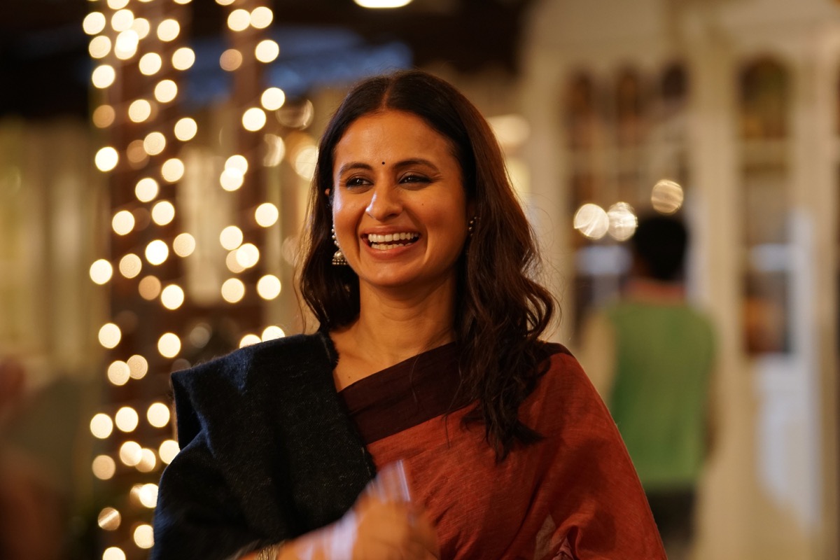 Out Of Love Review Hotstar Originals Have Had A Year To Forget Ndtv Gadgets 360