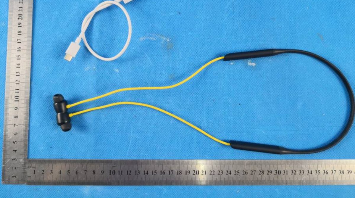Realme Buds Wireless Pro Spotted on Regulator Website, Live Photos Leaked