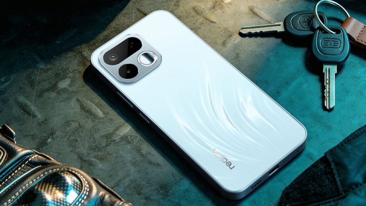 8,000mAh ব্যাটারির সঙ্গে Realme 16T 5G-এর সেল শুরু, 3,000 টাকার বেশি ছাড়ে কেনার সুযোগ