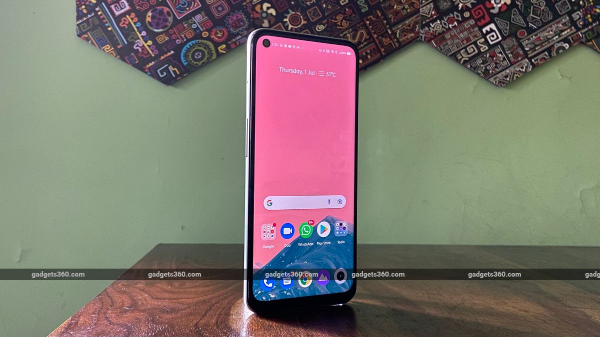 Realme Narzo 30 5G Gets 4GB + 64GB Model; Realme Fan Festival 2021 Starts August 24