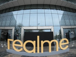 Realme Tablet Teased by CMO, Asks Fans What Name They Would Prefer &mdash; Realme Pad or Realme Tab