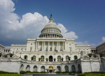 US Lawmaker Proposes Bill to Ban Elected US Officials From Trading Crypto