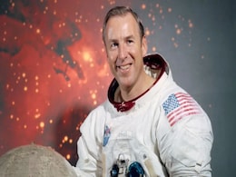 Apollo 13 Commander Jim Lovell, Hero of Space Crisis, Dies at 97 Apollo 13 Commander Jim Lovell, Hero of Space Crisis, Dies at 97
