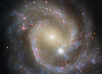 Hubble Spots Isolated Barred Spiral Galaxy That&rsquo;s Secretly Part of a Cosmic Duo