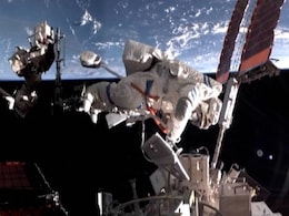 Chinese Astronauts Strengthen Tiangong’s Defenses Against Space Debris Chinese Astronauts Strengthen Tiangong’s Defenses Against Space Debris