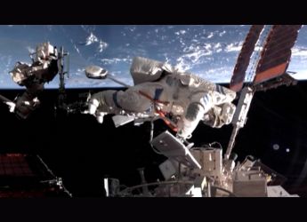 Chinese Astronauts Strengthen Tiangong&rsquo;s Defenses Against Space Debris