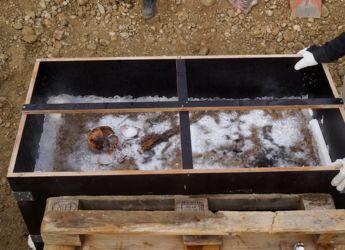 1,350-Year-Old Burial Reveals &lsquo;Ice Prince&rsquo; Toddler Laid to Rest With Sword and Silk Robes