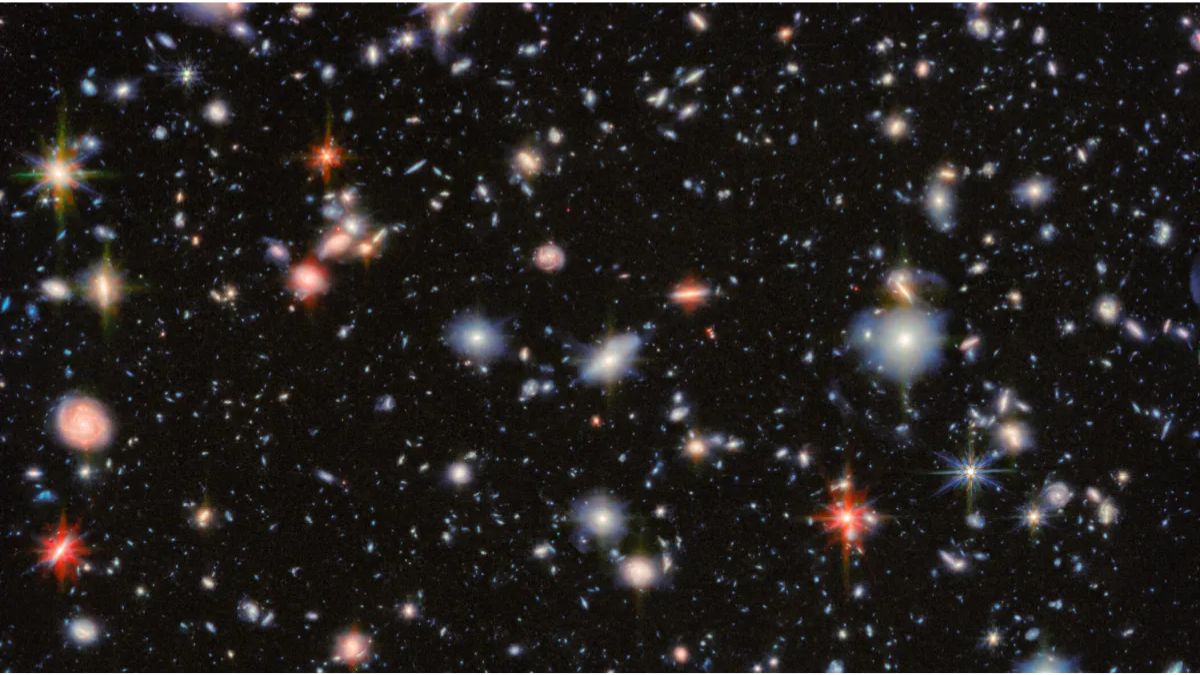 James Webb Space Telescope Reimagines Hubble&rsquo;s Deep Field, Unveils Ancient Galaxies