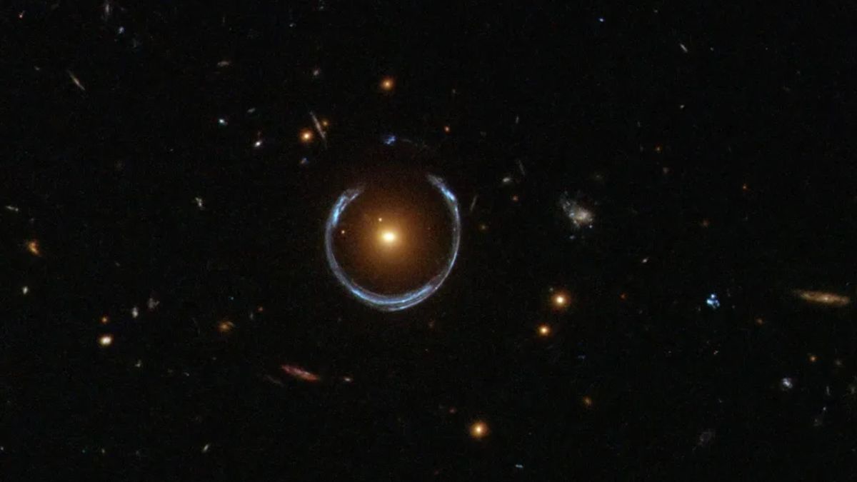 Astronomers Detect Black Hole 36 Billion Times the Sun&rsquo;s Mass, Among Largest Ever Found
