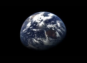 China’s Tianwen 2 Probe Snaps Striking Views of Earth and Moon While En Route to Asteroid