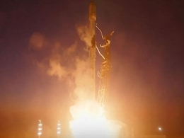 SpaceX Launches 26 Starlink Satellites from California to Expand Low Earth Orbit Internet Network SpaceX Launches 26 Starlink Satellites from California to Expand Low Earth Orbit Internet Network