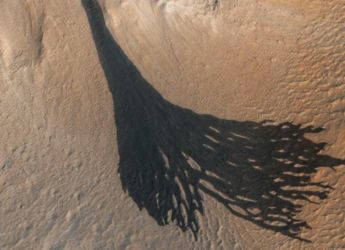 AI Reveals Mars&rsquo;s Mysterious Slope Streaks Likely Formed by Dust, Not Water Activity