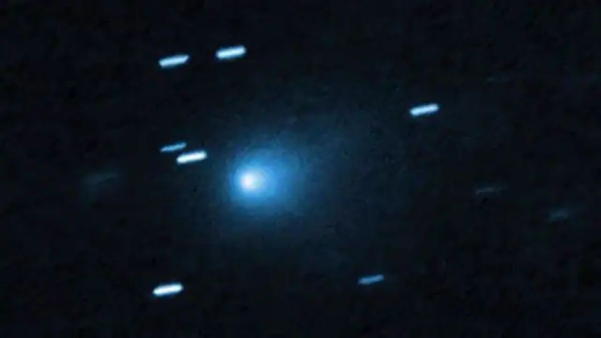 NASA&rsquo;s Europa Clipper May Cross a Comet&rsquo;s Tail, Offering Rare Glimpse of Interstellar Material