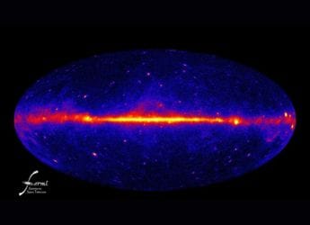 Flattened Dark Matter May Explain Mysterious Gamma-Ray Glow at Milky Way’s Core, Study Finds Flattened Dark Matter May Explain Mysterious Gamma-Ray Glow at Milky Way’s Core, Study Finds