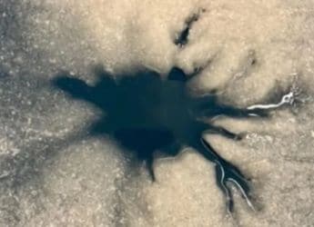 Spider-Like Scar on Jupiter’s Moon Europa Could Indicate Subsurface Salty Water