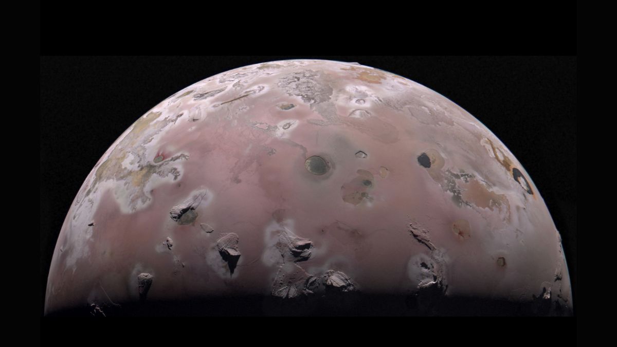 NASA Engineers Rescue JunoCam with Deep-Space Heating Hack