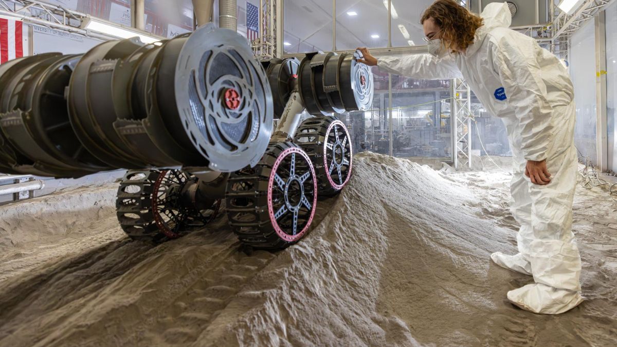 NASA&rsquo;s RASSOR Robot Digs Deep into Moon Mining Future with Successful Test