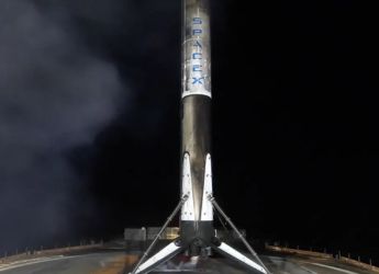 SpaceX Expands Starlink Network with Dual Falcon 9 Launches, Boosts Constellation Beyond 7,900 Satellites