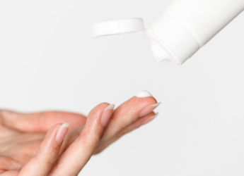 Best Hand Creams for Office Desk Use: Keeps Your Hands Moisturised