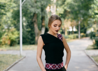 Best Sleeveless Office Tops for Women: Adding Professionalism To Your Looks