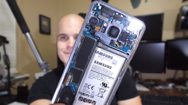 Samsung Galaxy S8 Gets the Clear-Back Treatment in This Video