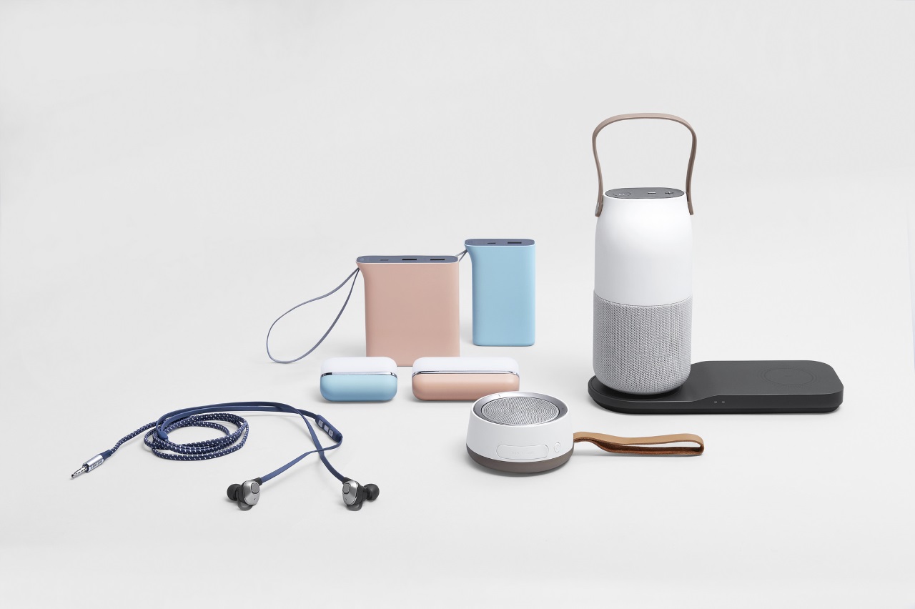 Samsung Launches Mobile Accessories, Galaxy S7 Edge Blue Coral Colour Variant