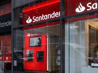 Santander UK Limits Crypto Transfers to Exchanges in Bid to Safeguard Customers