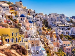 Earthquake Swarm Near Santorini Triggers Emergency Response from Greek Authorities Earthquake Swarm Near Santorini Triggers Emergency Response from Greek Authorities