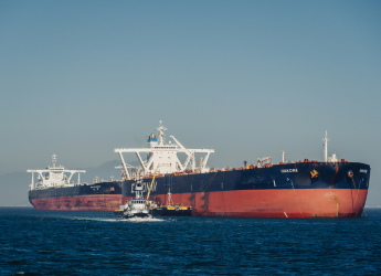 Scammers Offer Passage to Ships Stranded Near Strait of Hormuz in Exchange for Crypto: Report