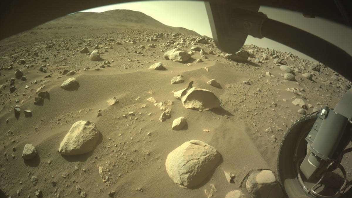 NASA’s Perseverance Rover Finds Potential Signs of Life in Mars Rock Sample
