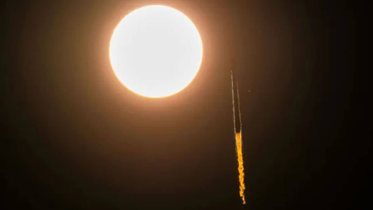 SpaceX Expands Starlink with 28 Satellites in Latest Falcon 9 Mission