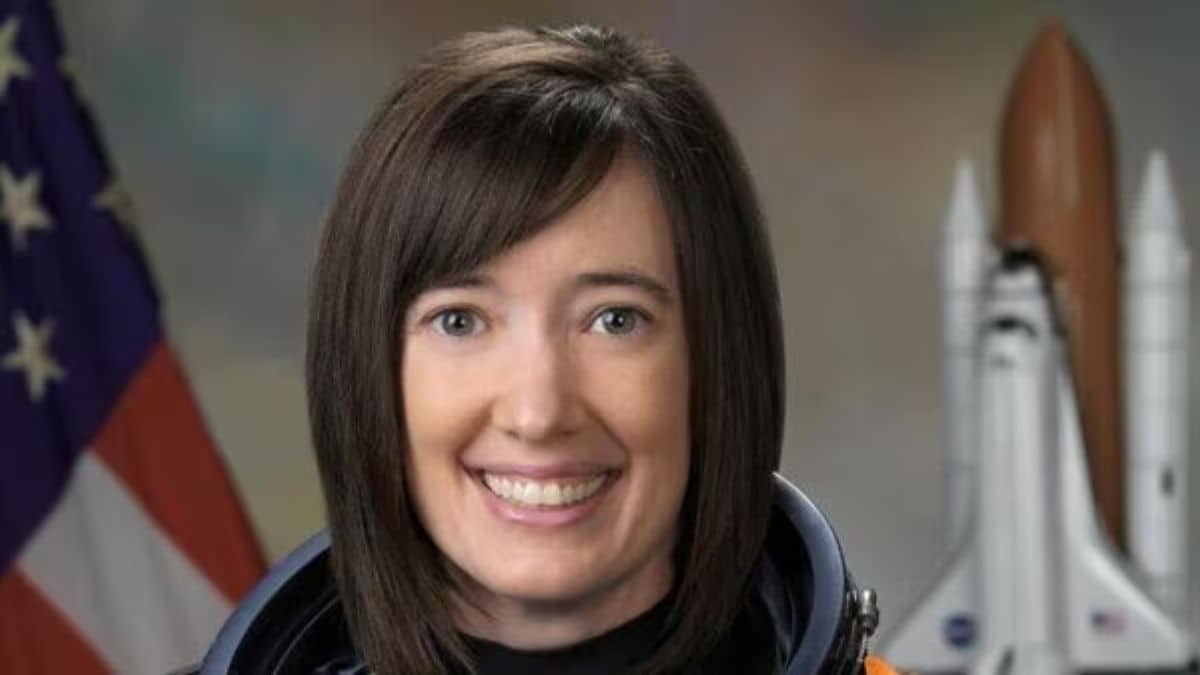 Who Is Megan McArthur, the First Woman to Pilot NASA's SpaceX Dragon?