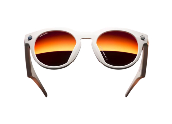 Oakley Meta Glasses: মেটার AI চশমা স্মার্টফোনের যাবতীয় কাজ করবে, পয়লা ডিসেম্বর ভারতে আসছে