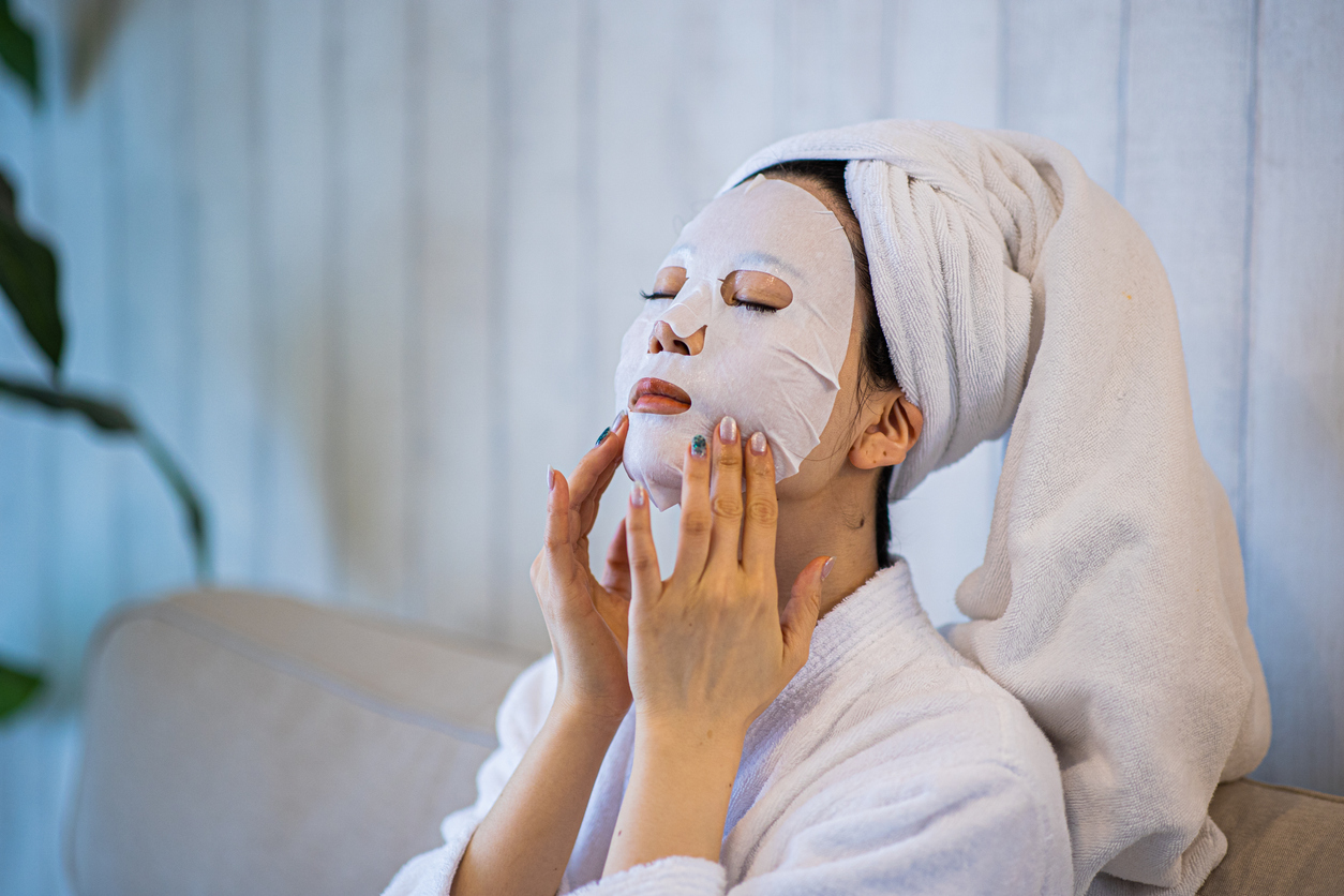 Best Sheet Masks For Dull, Tired Skin: Top 5 Hydrating & Brightening Picks For An Instant Glow