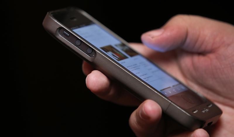 Your Smartphone Is Giving You Sleepless Nights