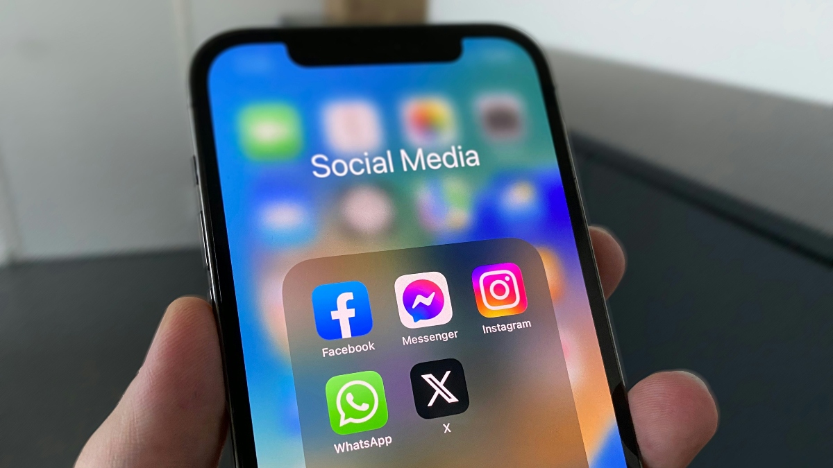 সোশ্যাল মিডিয়ায় চালু হতে পারে KYC, ফেসবুক-ইনস্টাগ্রাম চালাতে কি লাগবে আধার?