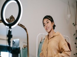 How Many Followers and Subs Do You Need to Start Earning Money on Instagram and YouTube? How Many Followers and Subs Do You Need to Start Earning Money on Instagram and YouTube?