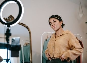 This Social Calculator Tells You How Many Subs You Need to Make Money