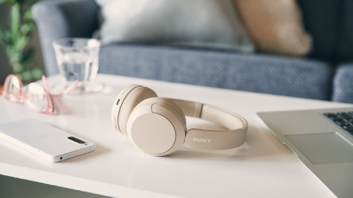 Amazon Prime Day 2023 Sale: Top Headphone Deals Under Rs. 10,000 to Check Before Sale Ends Tonight